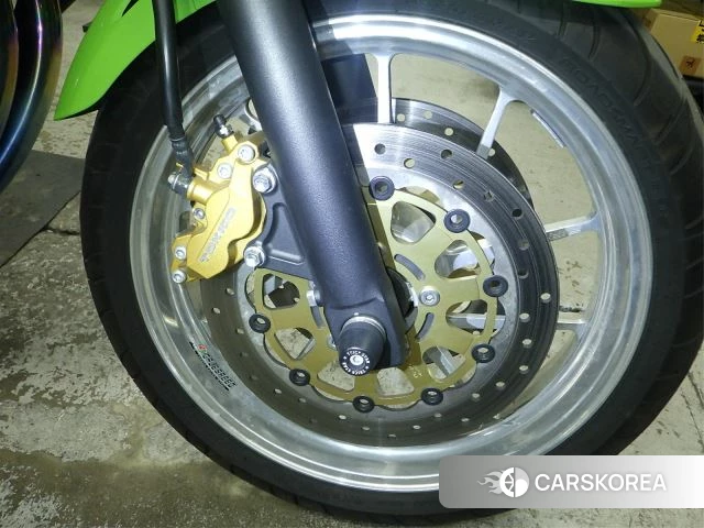 Kawasaki ZRX 1200 id 4206280 из Японии 13