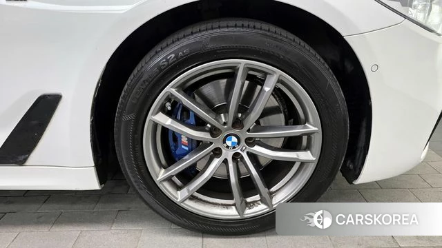 BMW 5 Series (G30) id 4318263 из Кореи 13