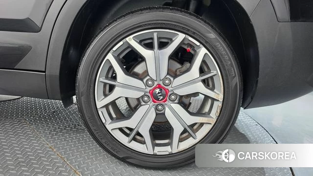 Kia Seltos id 4770196 из Кореи 13