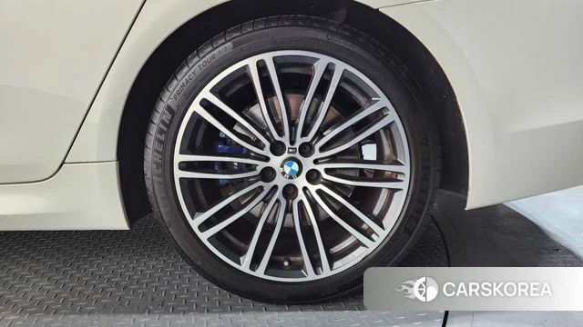 BMW 5 Series (G30) id 4574070 из Кореи 13
