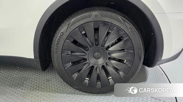 Tesla Model Y id 4749409 из Кореи 13