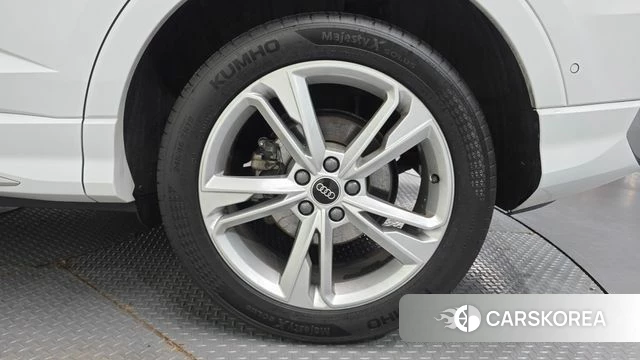 Audi Q3 (F3) id 4500401 из Кореи 13