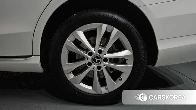 Mercedes-Benz C-Class W205 id 4586822 из Кореи 13