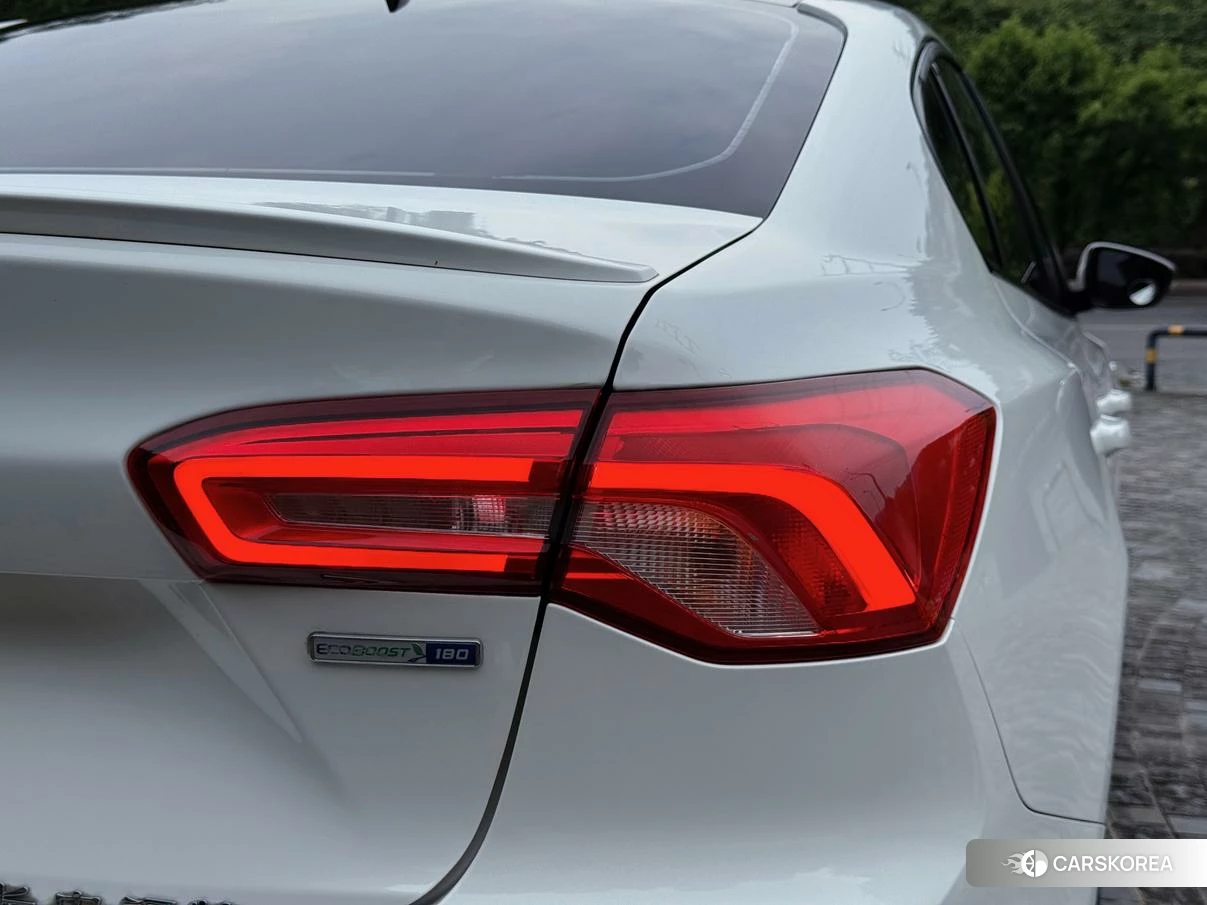 Ford Fox id 4407625 из Китая 13