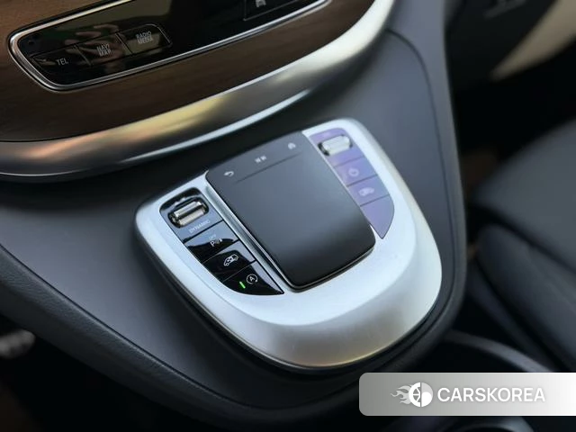 Mercedes-Benz V-class id 4261578 из Китая 13