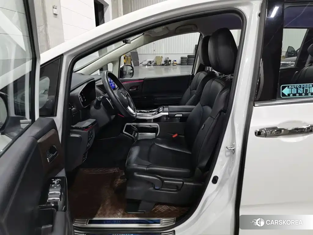 Honda Odyssey id 4680767 из Китая 13