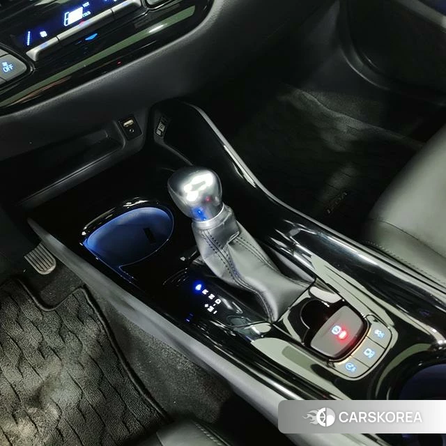 Toyota IZOA id 4208894 из Китая 13