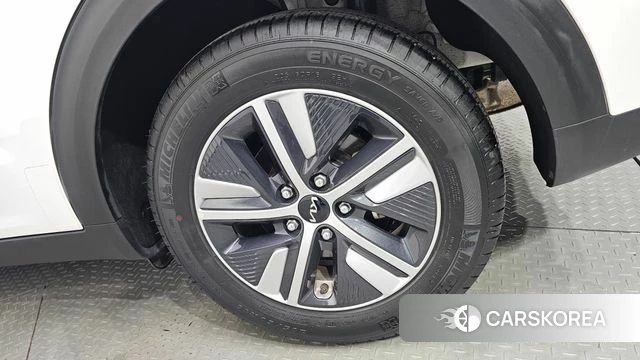 Kia The New Niro id 4614205 из Кореи 13