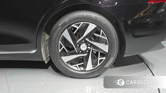 Hyundai The New Grandeur IG Hybrid id 4893905 из Кореи 13