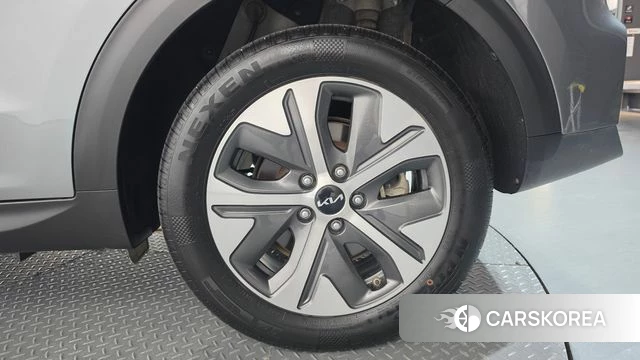 Kia Niro Plus id 4757920 из Кореи 13