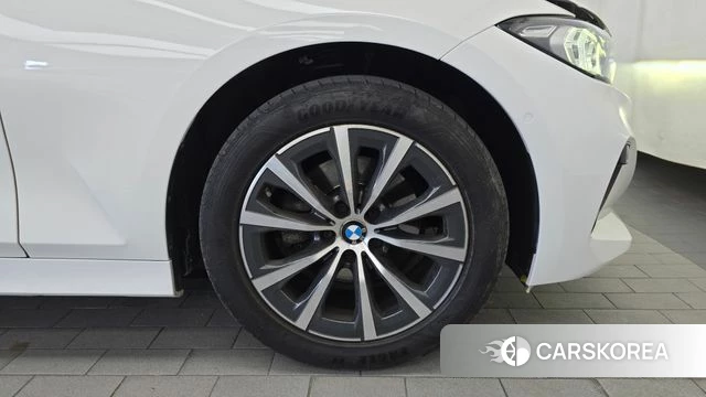 BMW 3 Series (G20) id 4863728 из Кореи 13