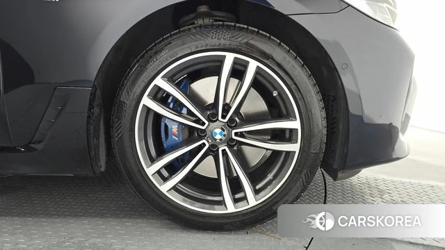 BMW 6 Series GT (G32) id 4642103 из Кореи 13