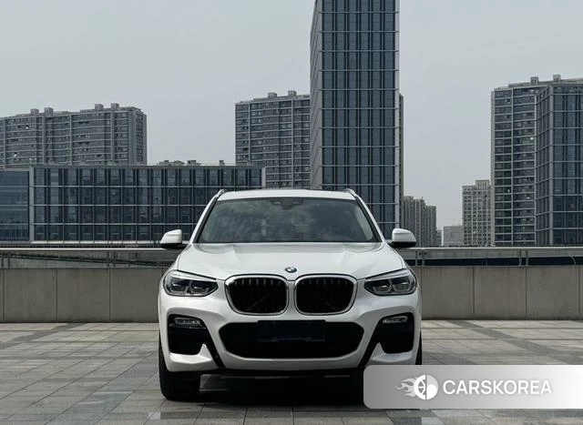 BMW X3 id 4211898 из Китая 13
