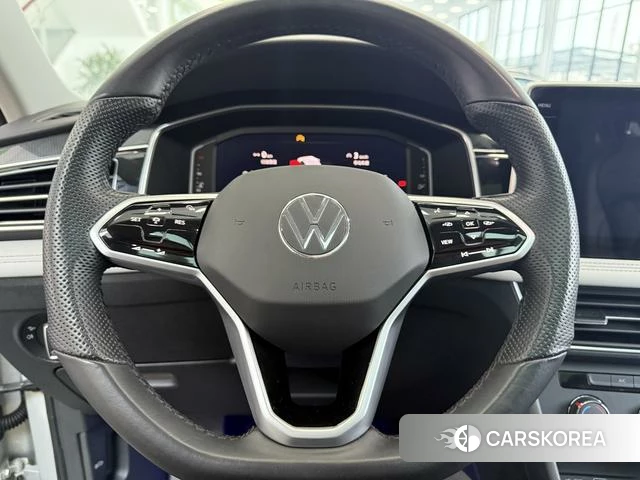 Volkswagen Tiguan L id 4276332 из Китая 13
