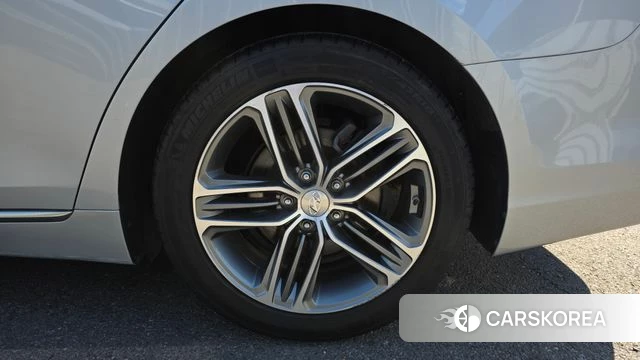 Hyundai Grandeur IG id 4424435 из Кореи 13