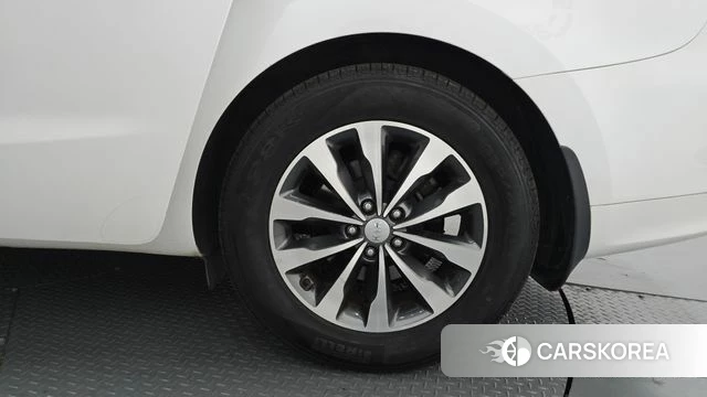 Kia All New Carnival id 4326078 из Кореи 13