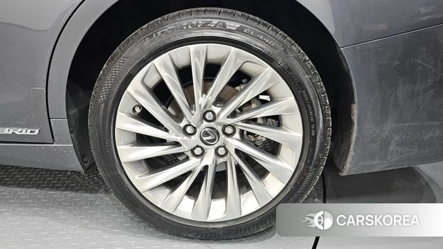 Lexus ES300h 7th generation id 4195283 из Кореи 13