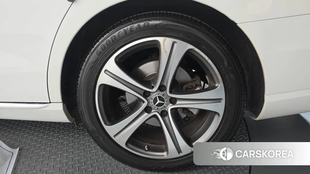 Mercedes-Benz E-Class W213 id 4652270 из Кореи 13