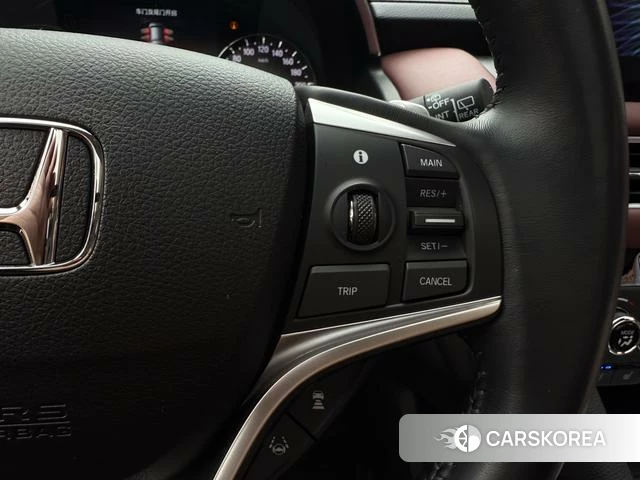 Honda Crown Road id 4298527 из Китая 13
