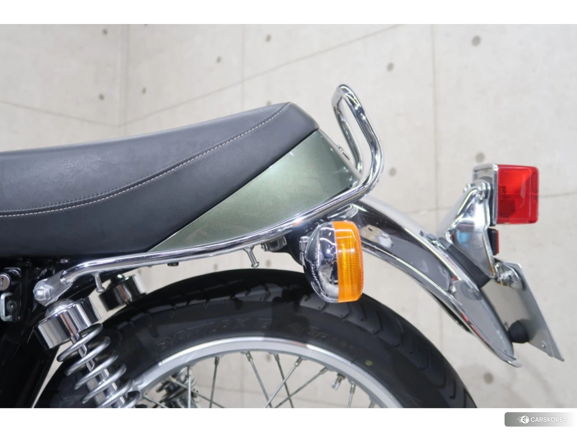 Yamaha SR 400 id 3946401 из Японии 13