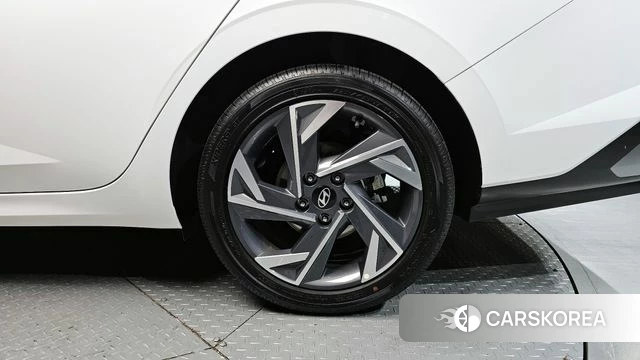 Hyundai The New Avante (CN7) id 4185551 из Кореи 13