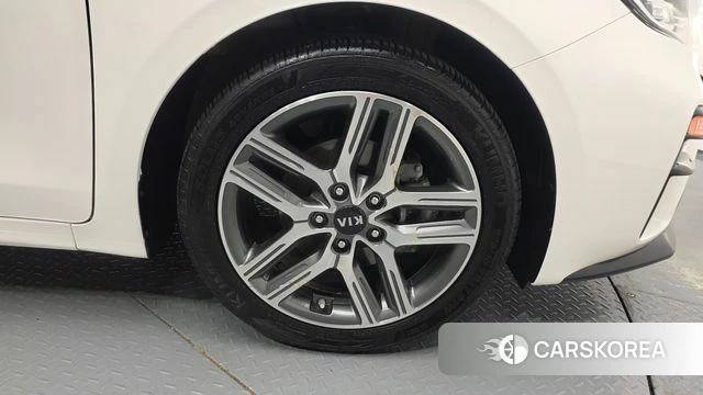 Kia Come New K3 id 4530719 из Кореи 13
