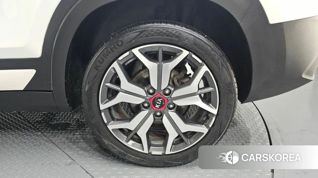 Kia Seltos id 4507395 из Кореи 13