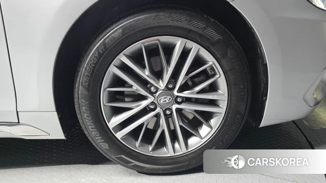 Hyundai Grandeur IG id 4672690 из Кореи 13