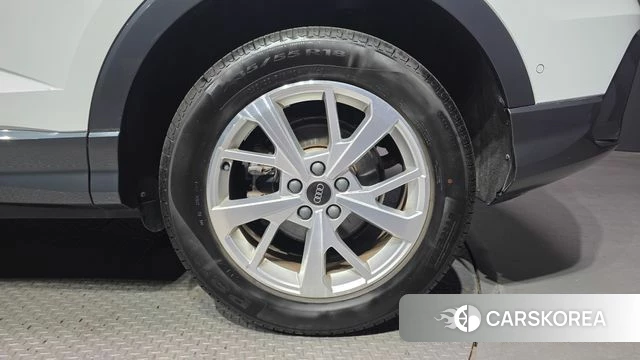 Audi Q3 (F3) id 4540396 из Кореи 13