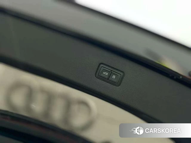Audi Q7 id 4213894 из Китая 13