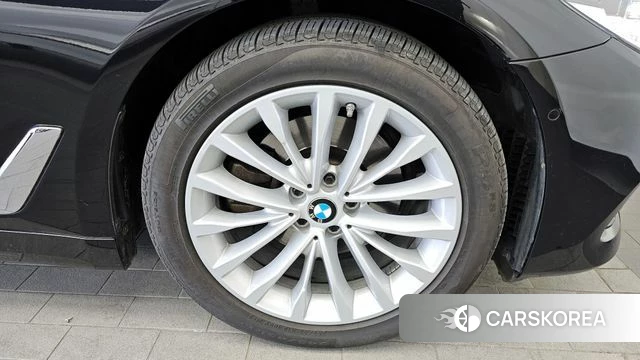 BMW 5 Series (G30) id 4268602 из Кореи 13
