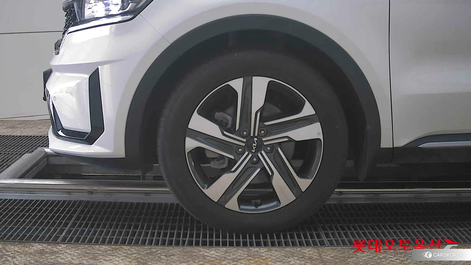 Kia Sorento Hybrid id 3875752 из Кореи 13