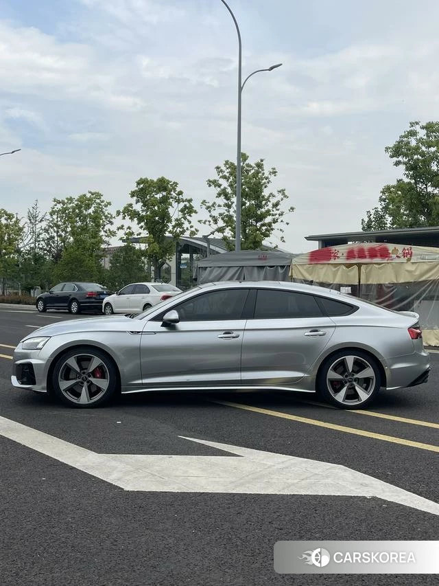 Audi S5 id 4348615 из Китая 13