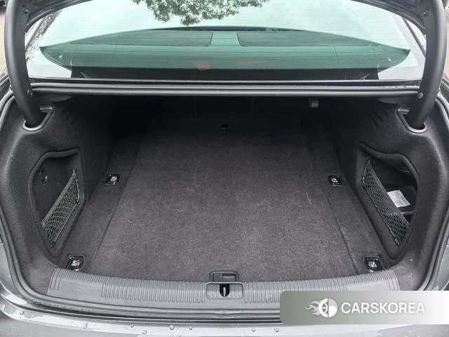 Audi A4L id 4278740 из Китая 13