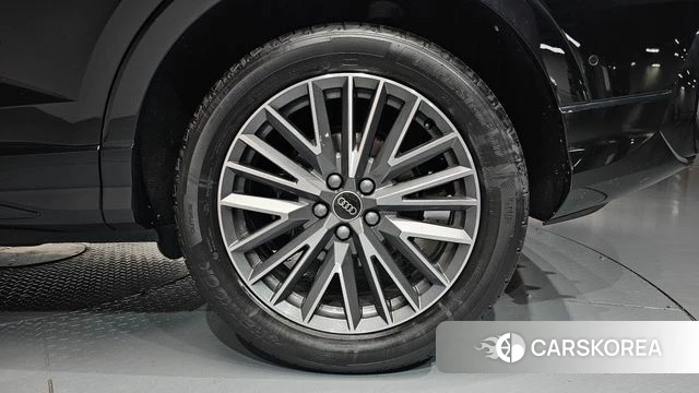 Audi Q3 (F3) id 4635011 из Кореи 13