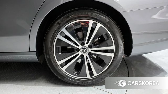 Mercedes-Benz E-Class W213 id 4195542 из Кореи 13