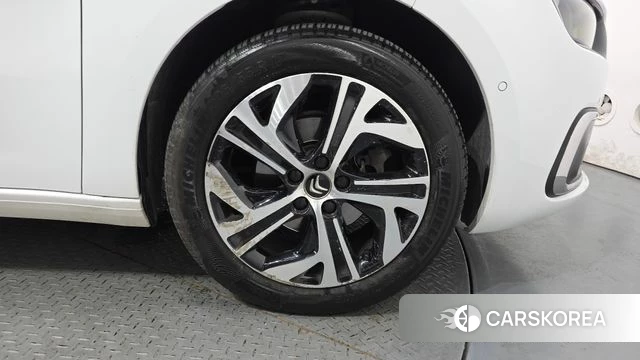 Citroen / DS Grand C4 Picasso id 4551891 из Кореи 13