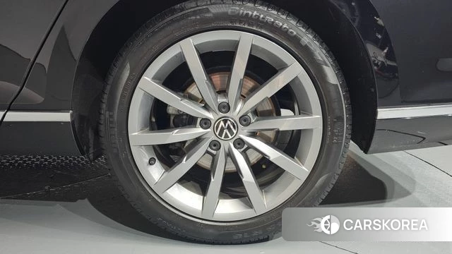 Volkswagen Passat GT (B8) id 4356031 из Кореи 13