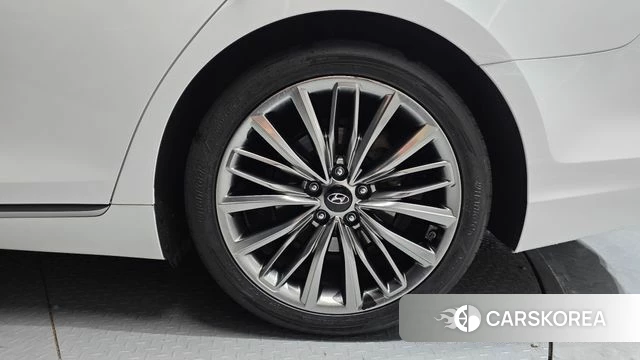 Hyundai Grandeur IG id 4356523 из Кореи 13