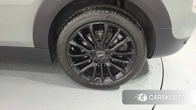 Mini Cooper Clubman id 4688401 из Кореи 13
