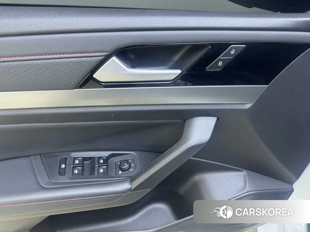 Volkswagen Lavida id 4218693 из Китая 13