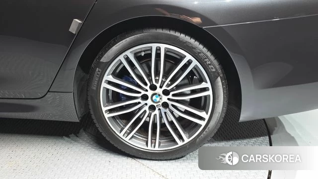 BMW 5 Series (G30) id 4923704 из Кореи 13