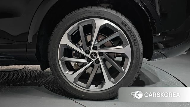 Audi Q5 (80A) id 4523039 из Кореи 13