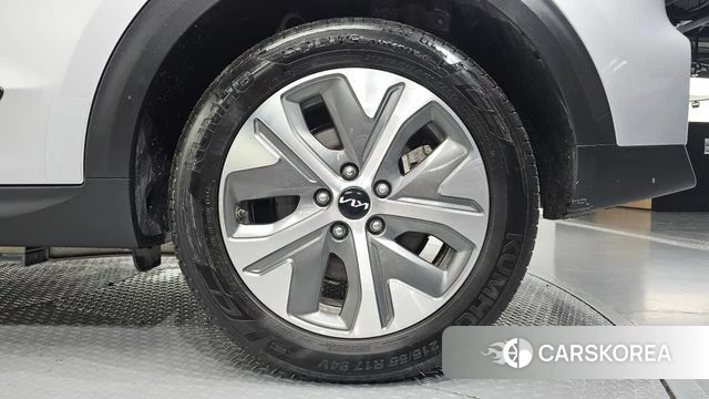 Kia Niro Plus id 4905828 из Кореи 13