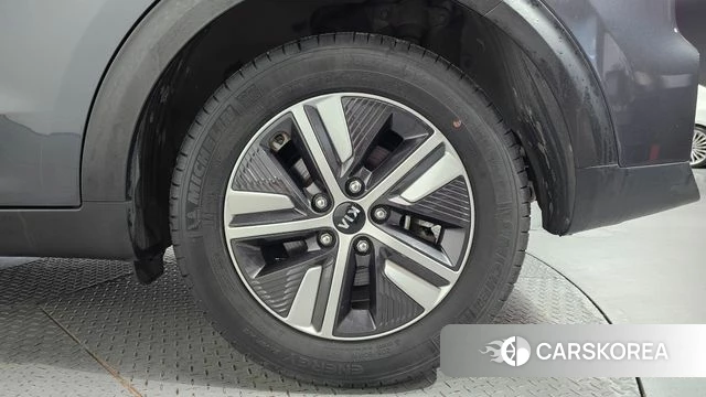 Kia The New Niro id 4764944 из Кореи 13