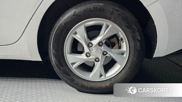 Hyundai Avante (CN7) id 4423591 из Кореи 13