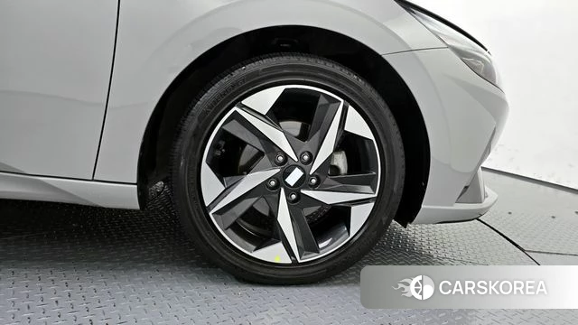 Hyundai Avante (CN7) id 4249143 из Кореи 13