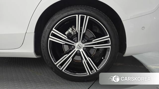 Volvo S60 3rd generation id 4434287 из Кореи 13