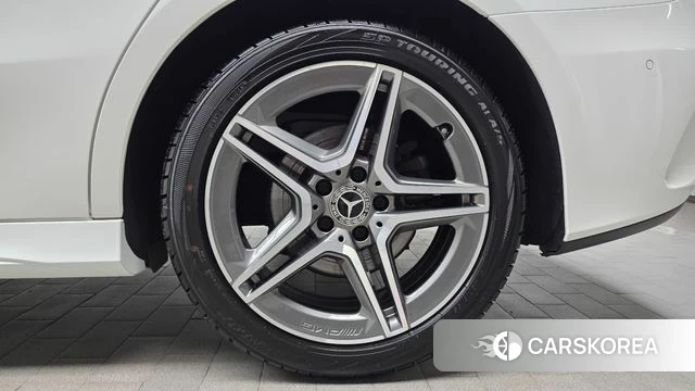 Mercedes-Benz A-Class W177 id 4731632 из Кореи 13