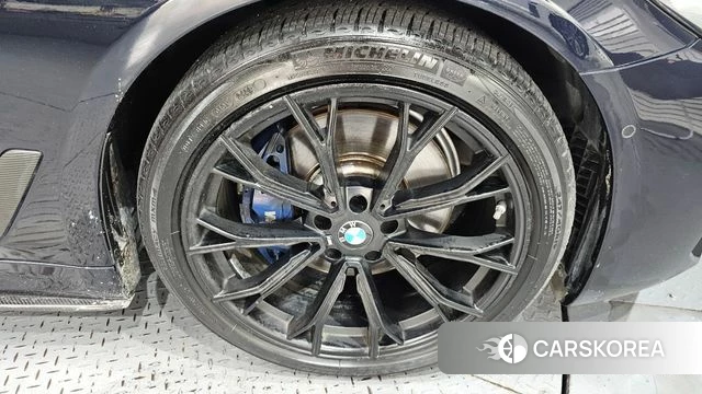 BMW 5 Series (G30) id 4574061 из Кореи 13